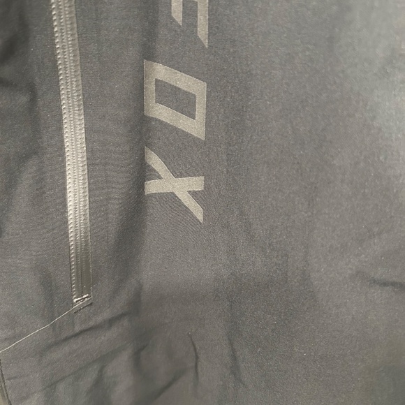 Fox Ranger Rain Jacket - Picture 2 of 7